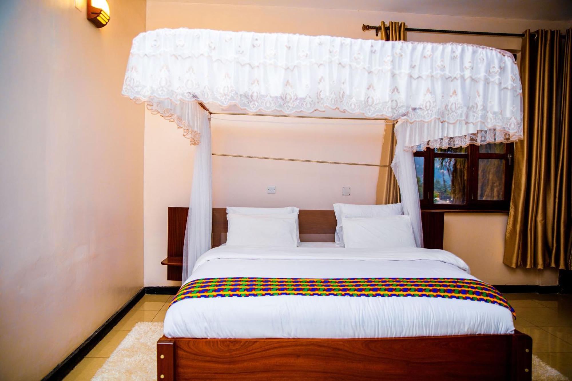 Kivu Hilltop View Resort Gisenyi Extérieur photo